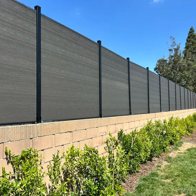 Why More Homeowners Are Choosing Composite Fence Over Wood