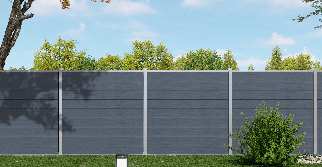 Transforming Boundaries: The Rise of Silverpost Composite Fencing in the US Market - CourtyardMart